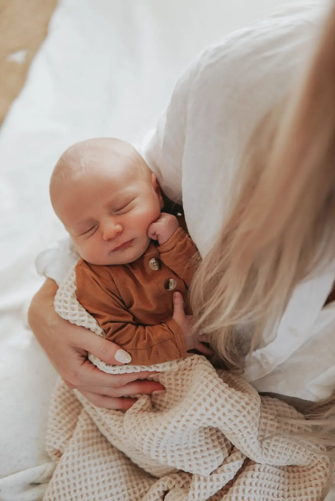 How to Choose the Perfect Take-Me-Home Outfit for Your Newborn: What Size Should You Get?
