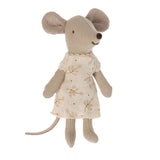 Nightgown for little sister mouse